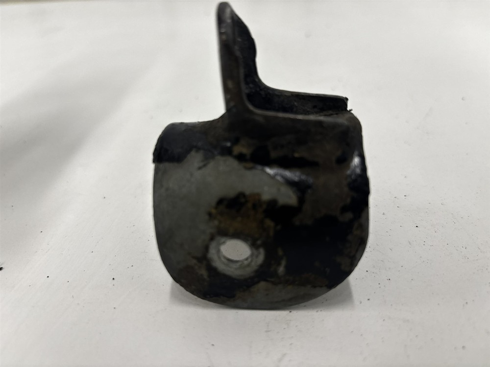 Luscombe Model 8 Mount Bracket