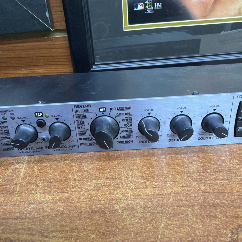 TC Electronic M350 Dual Engine Reverb Delay Multi-Effects Rack Processor Studio