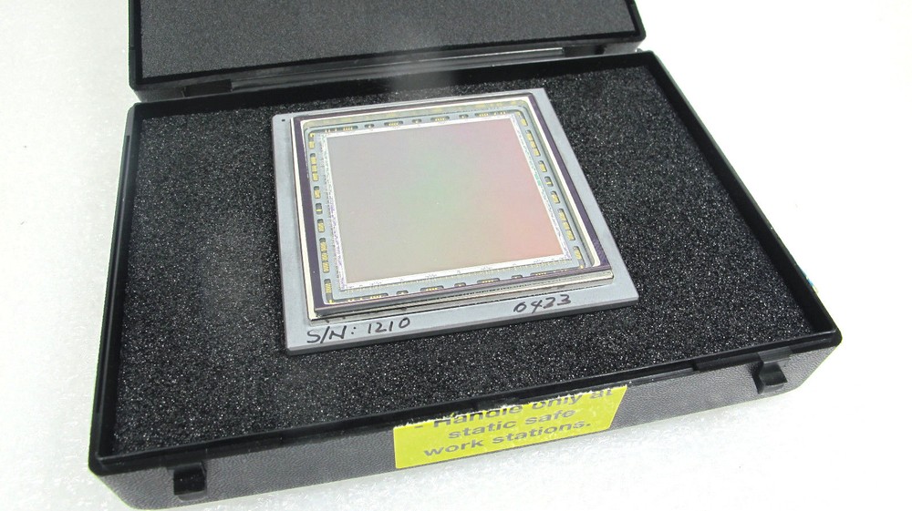 ATMEL AT71206MCR CCD IMAGE SENSOR