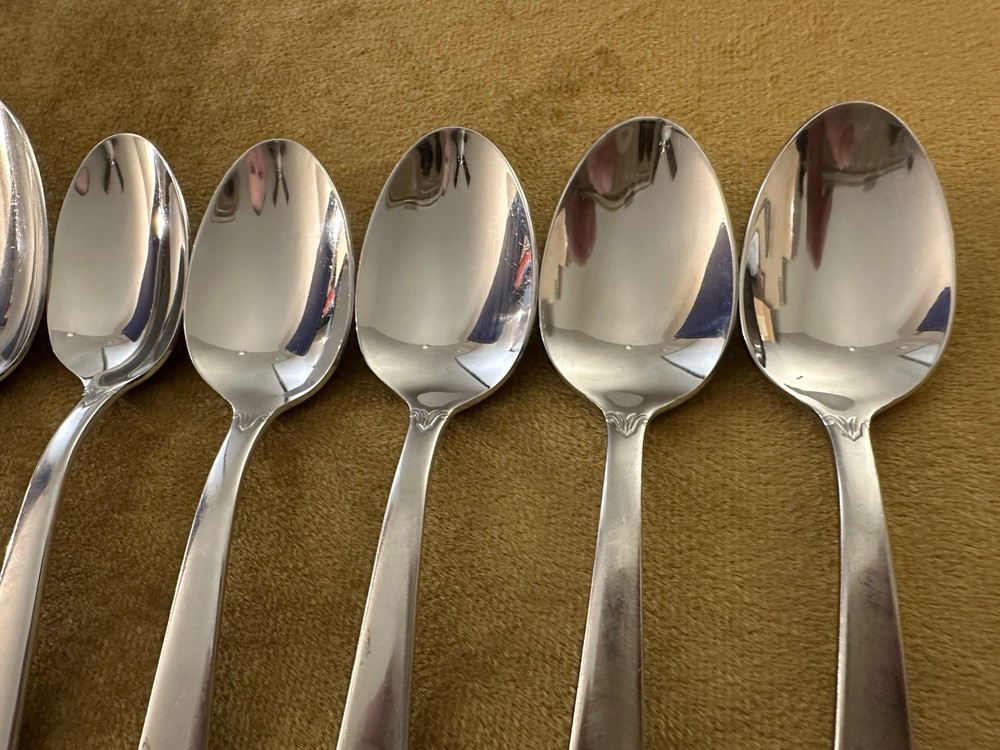 Serving & Soup Spoons + Teaspoons HAMPTON SILVERSMITHS 18/10 Stainless HSV216