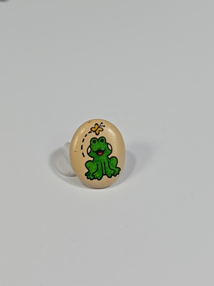 Frog & Butterfly Lapel Pin Ceramic Hand Painted