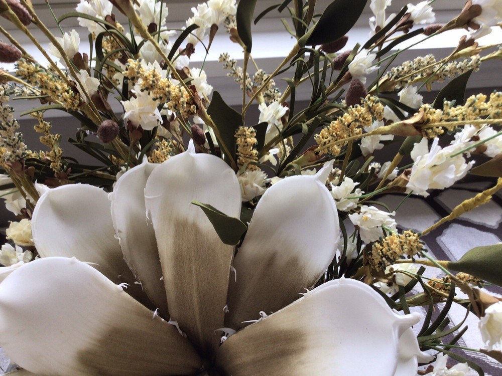 Tan & Cream Centerpiece