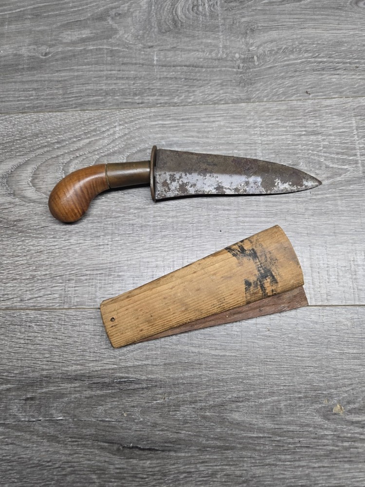 Antique Dagger 6" Blade