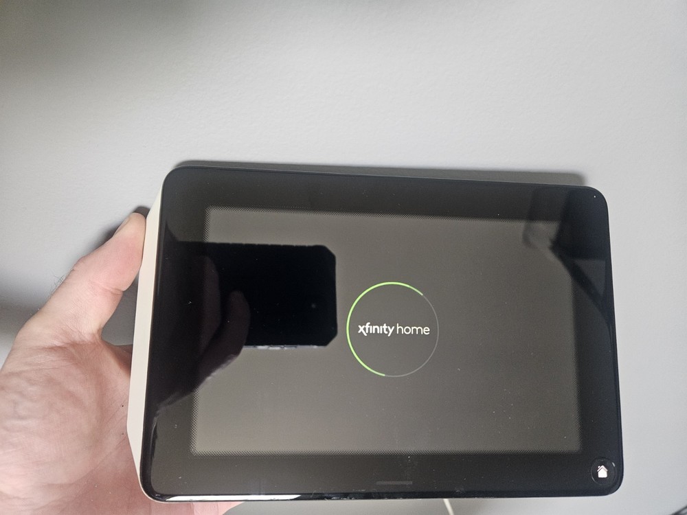 Xfinity Xh1-tc Touchscreen Control Panel