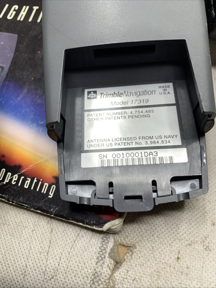 Trimble Navigation 17319 Scout Master GPS With Case And User Manual Untested