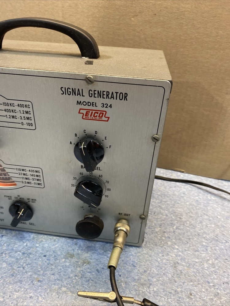 Vintage EICO Model 324 Signal Generator Ham Radio Powers On