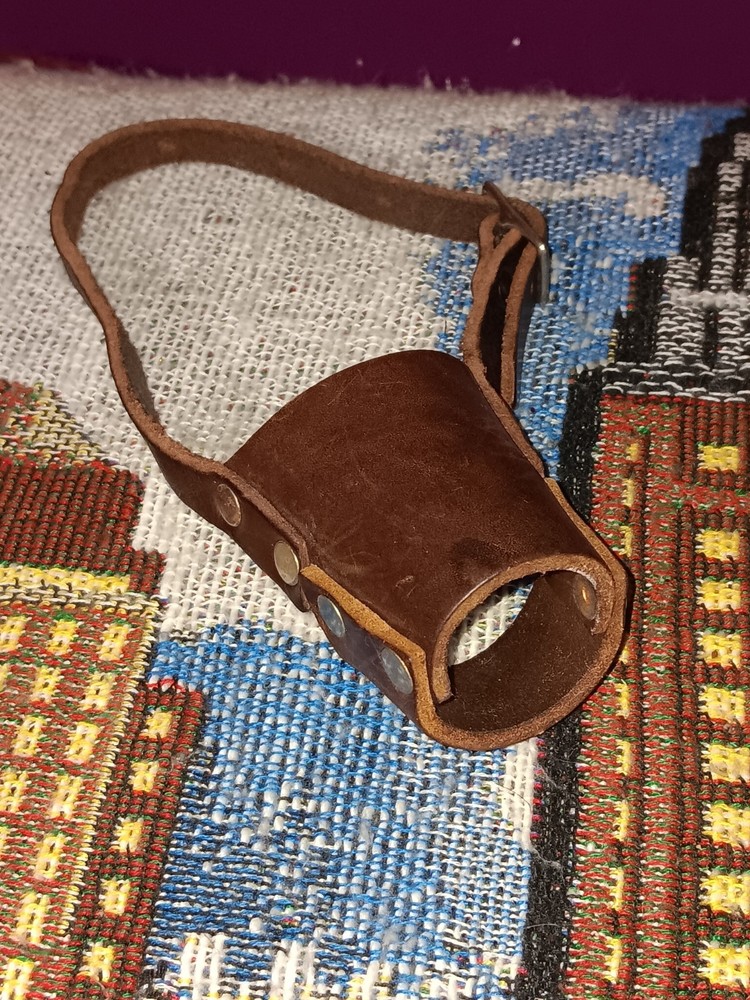 Stockyard Extra Small Leather Dog Muzzle