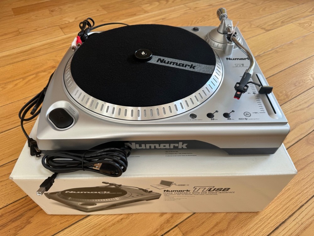 Numark TT USB Professional DJ Turntable