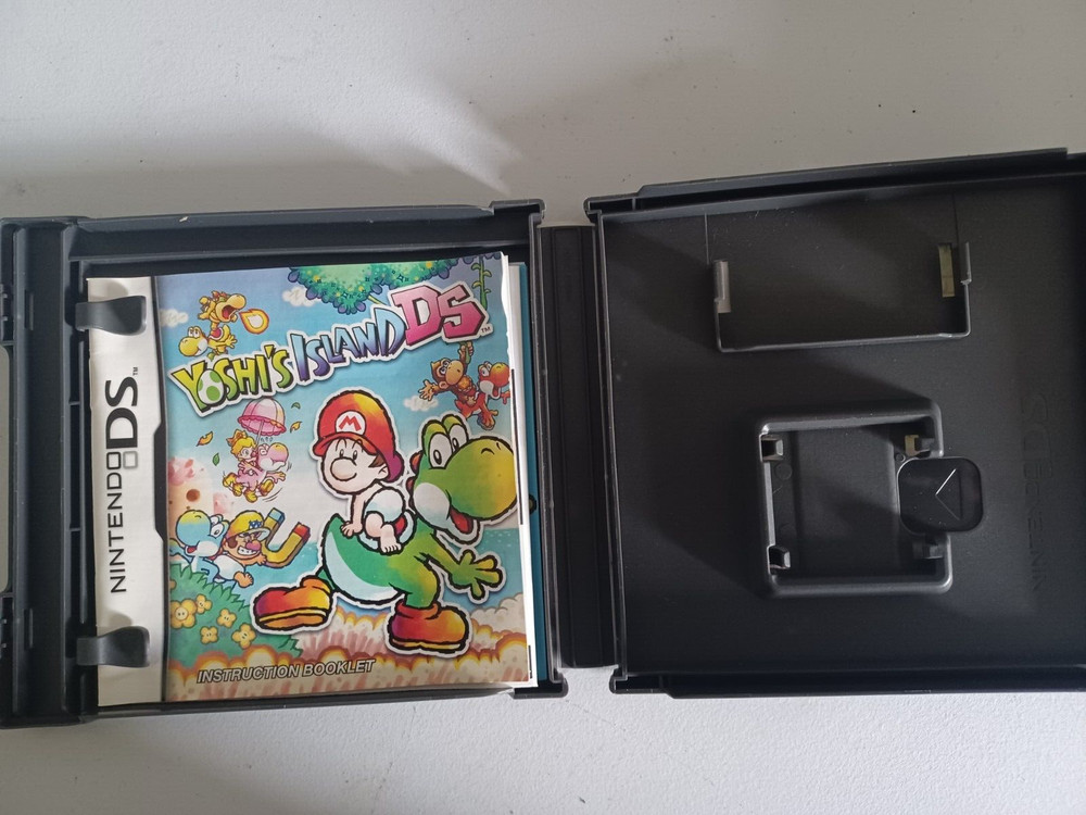 6 Nintendo DS game Cases and notice