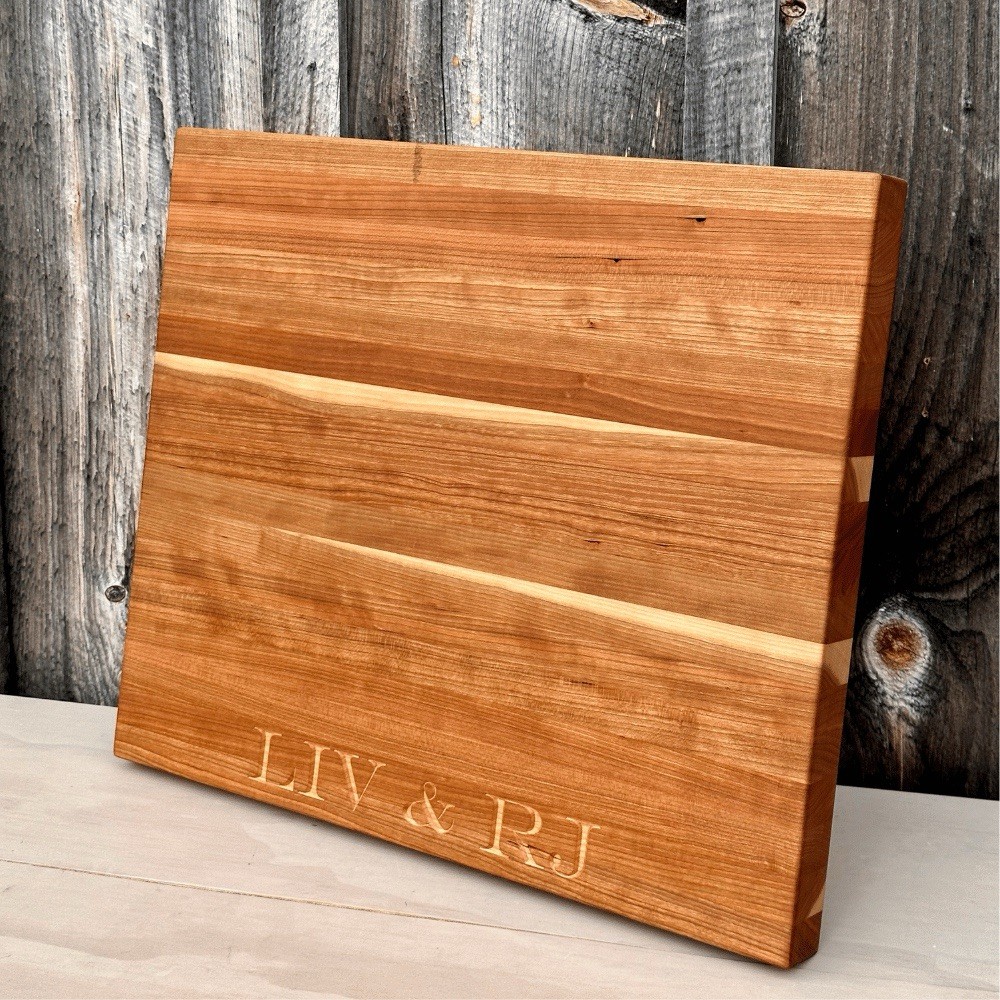 Cole Cutting Board Medium: 15″ x 18″ x 1.5″
