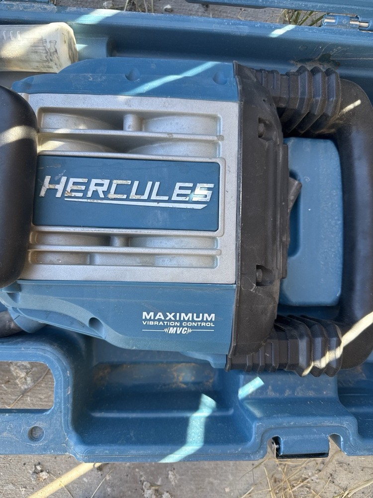Hercules Electric Demolition Hammer Maximum Vibration Control with Case