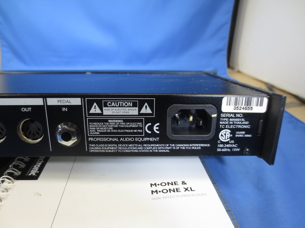 TC Electronic M-One XL Dual Engine Multi-Effects Processor W/ Manual & AC cord.