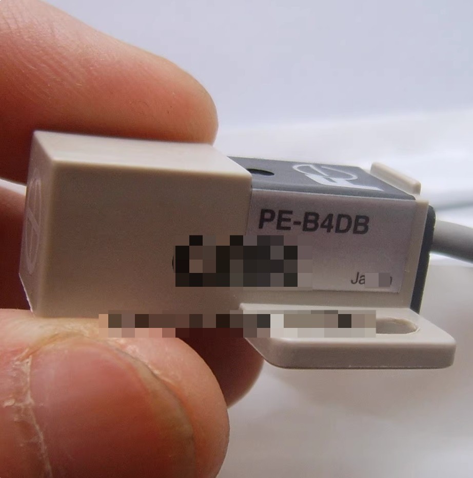 new for Fuji proximity switch sensor electric eye PE-B4DB