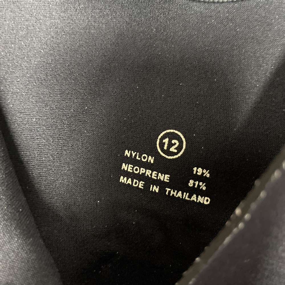 Tilos Children’s Wetsuit Size 12