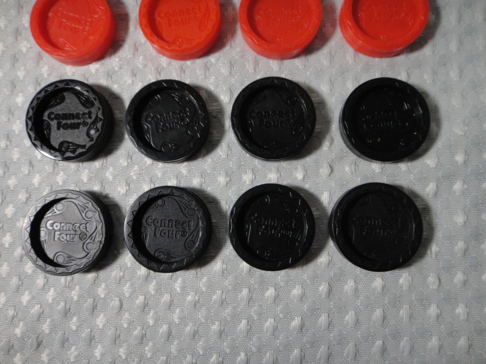 Connect 4 Four Replacement Pieces Checkers Lot 16 Red & Black Modern Type
