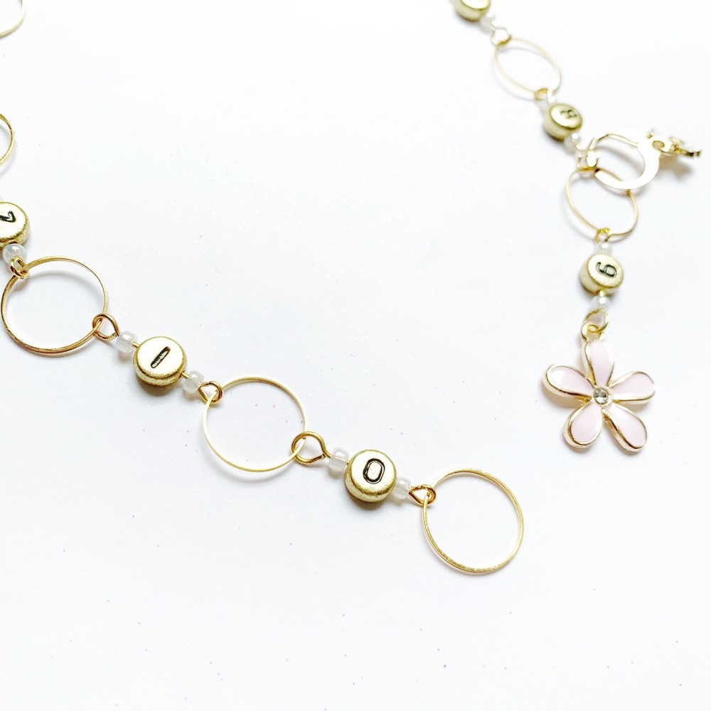 Flower chain row counter for knitting