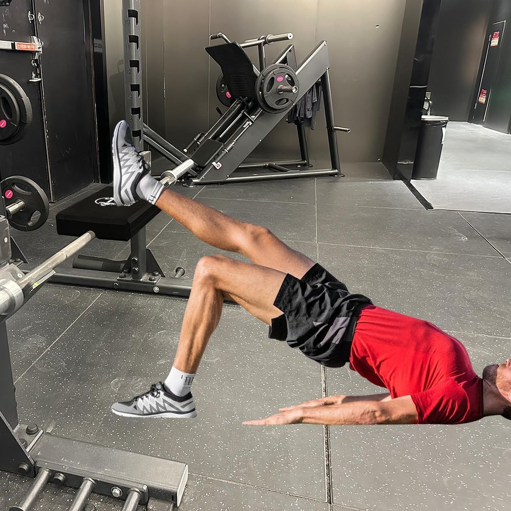 Turns Any Squat Rack into Hip Thrust Machine Bench Back Pad black