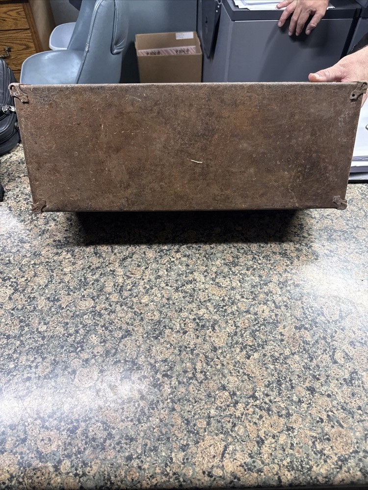 Vintage Merit Tools Hip Roof Tool Box