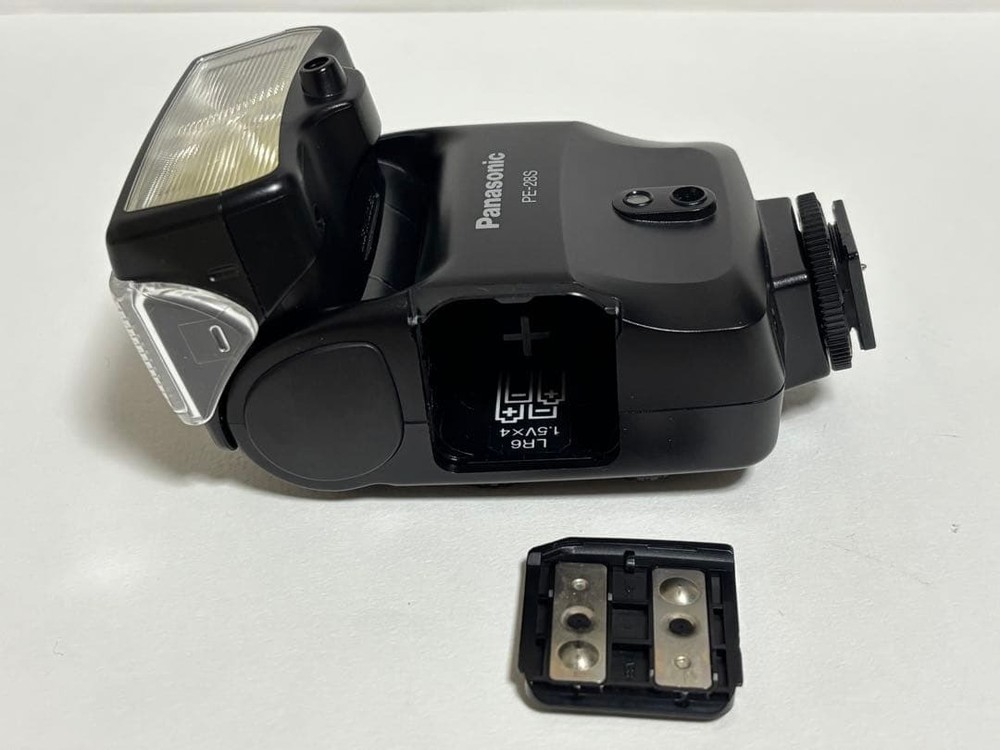 Panasonic PE-28S Flash External Auto Strobe w/ Wide Panel Tested Excellent