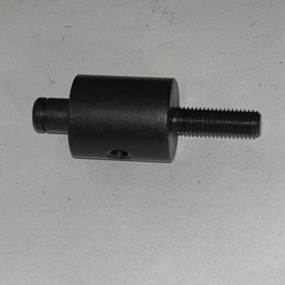 555283 Stud