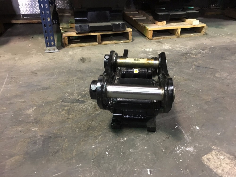 New Manual Backhoe Quick Hitch Coupler for John Deere 410G (Includes Pins)