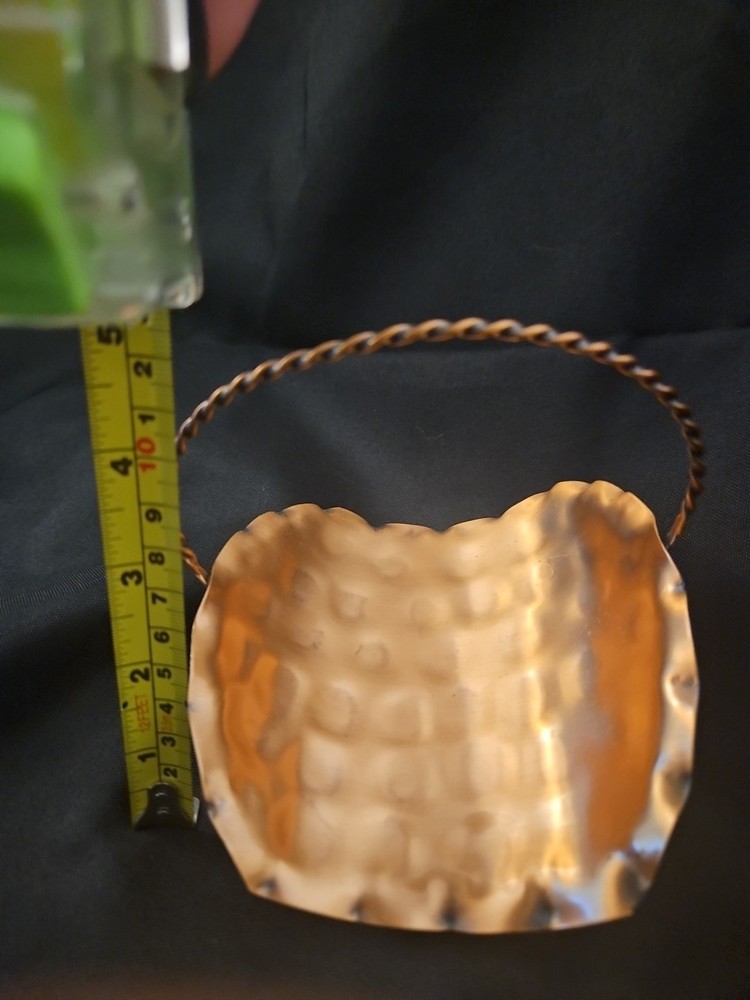 Vintage GREGORIAN COPPER Small Footed Basket With Handle 5 x 5"