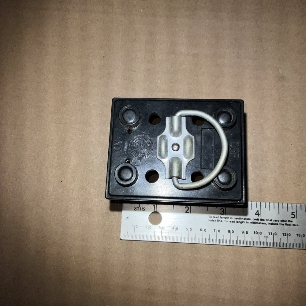 General Fuse Panel Pull Out 60 Amp 240 V