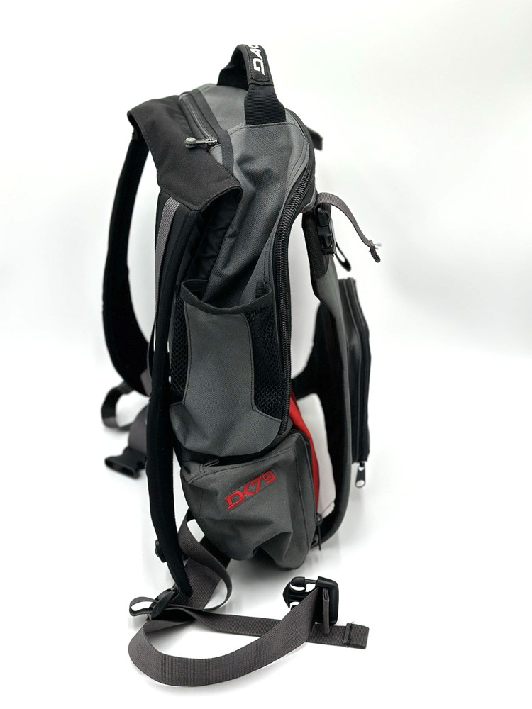 Dakine DK79 Snowboard Skateboard Travel Backpack Park Pack