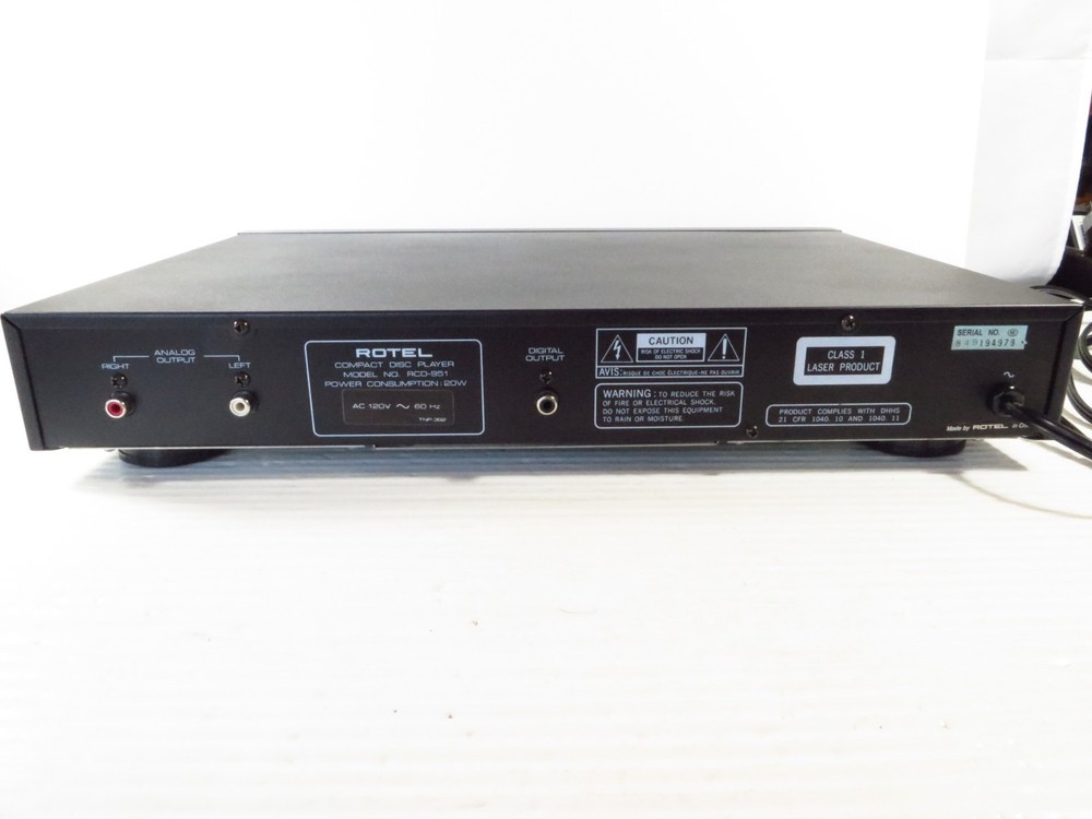 ROTEL RCD-951 Stereo Compact Disc Player, Tested Works Great
