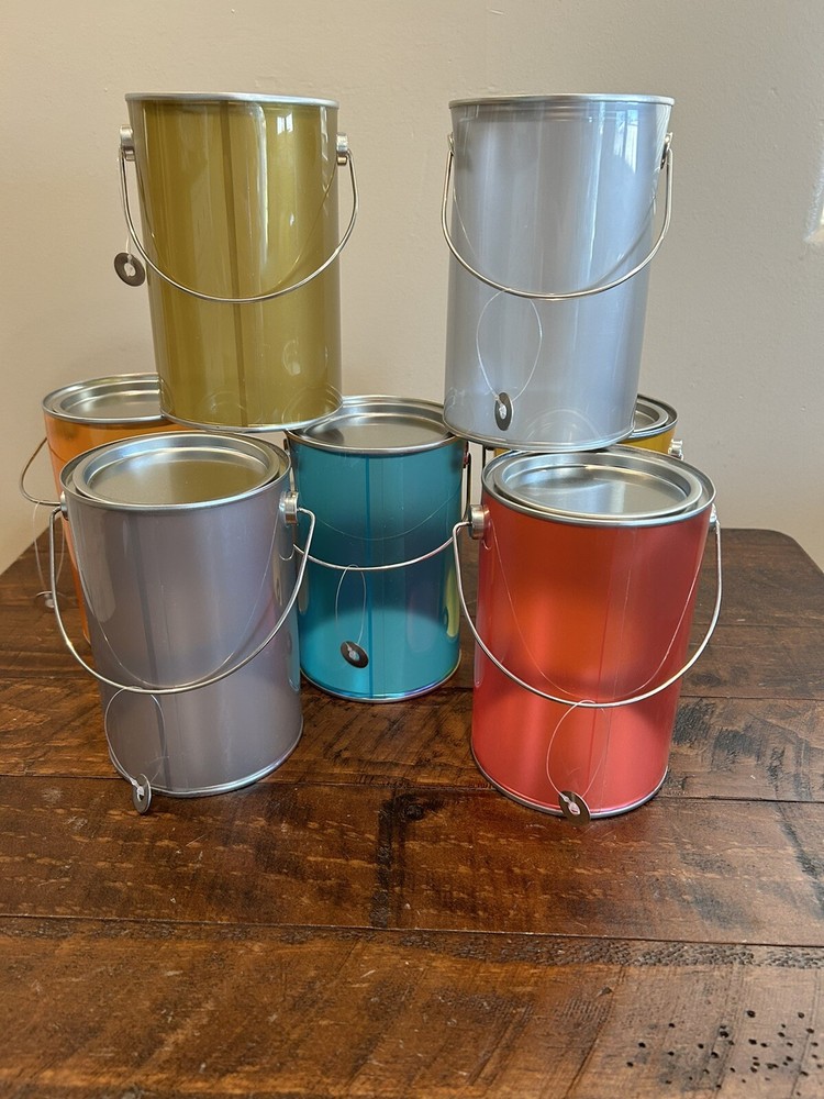 7 Bella Bug Small Paint Cans