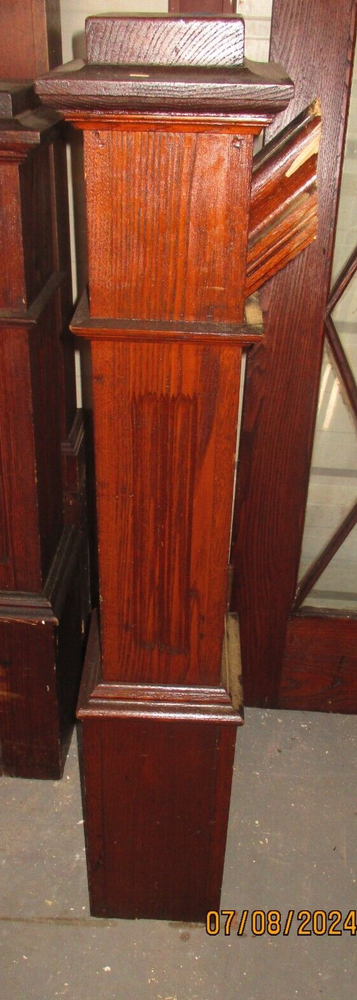 NEWEL POST STAINED 46 TALL DECORATIVE LINES WE SHIP!!!!!!