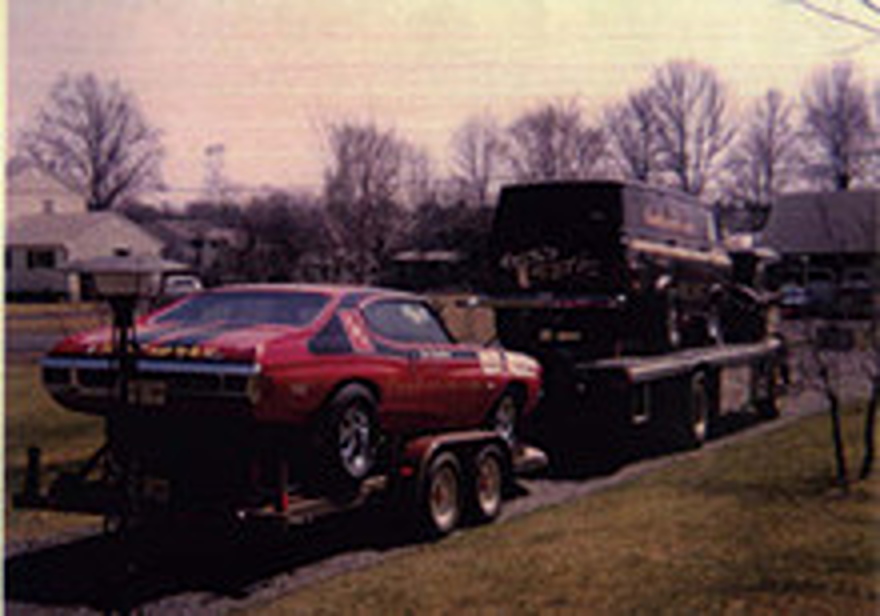 Yesteryear Red Alert Chevelle/Van 1/25 Bob Hamilton decal