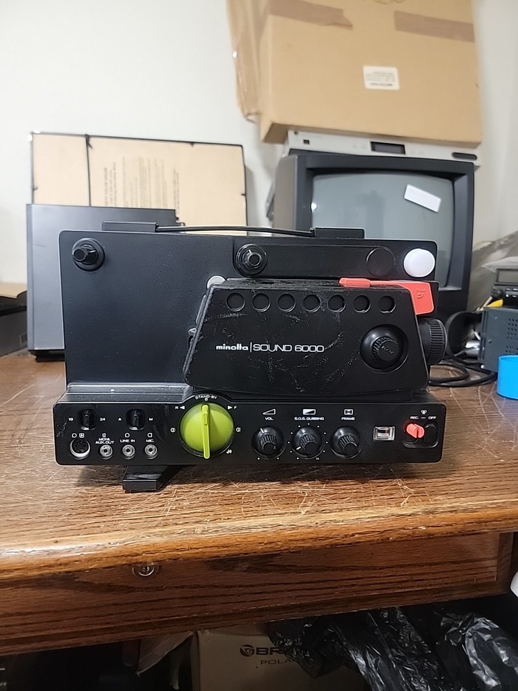 Minolta Sound 6000 Projector - Untested But Powers On