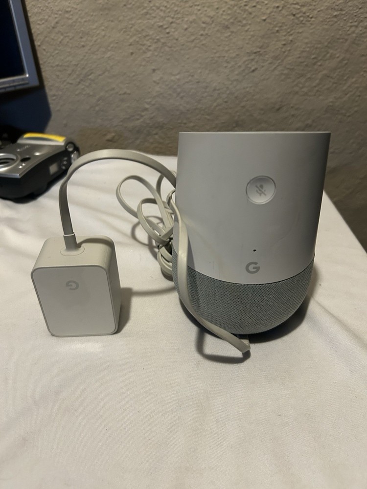 Google Home Smart Home Speaker with Google Assistant