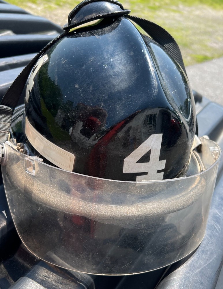 Cairns & Bros 660C Firefighter's Helmet