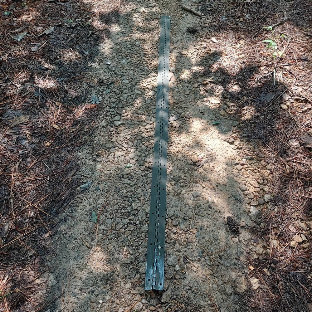 NOS Hinge FMTV? / 12442051