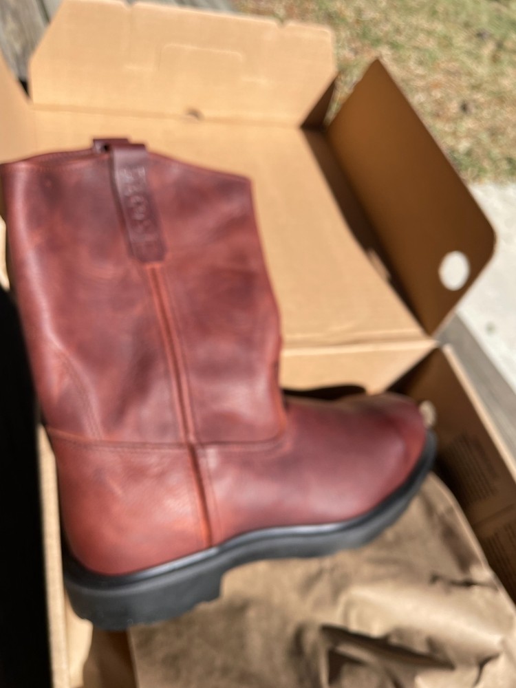 NEW Redwing 4470. Size 12 D