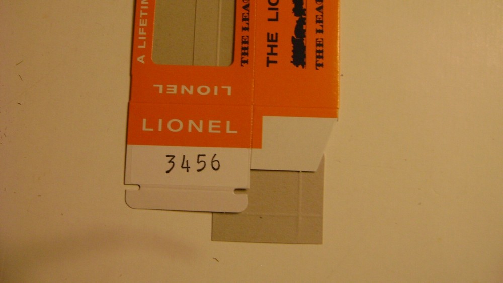 Lionel Licensed 3456 Operating Hopper Car - Window Box