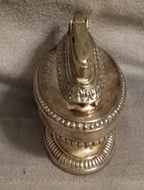 Ronson Queen Anne Vintage 1940's SILVERPLATE TABLE LIGHTER