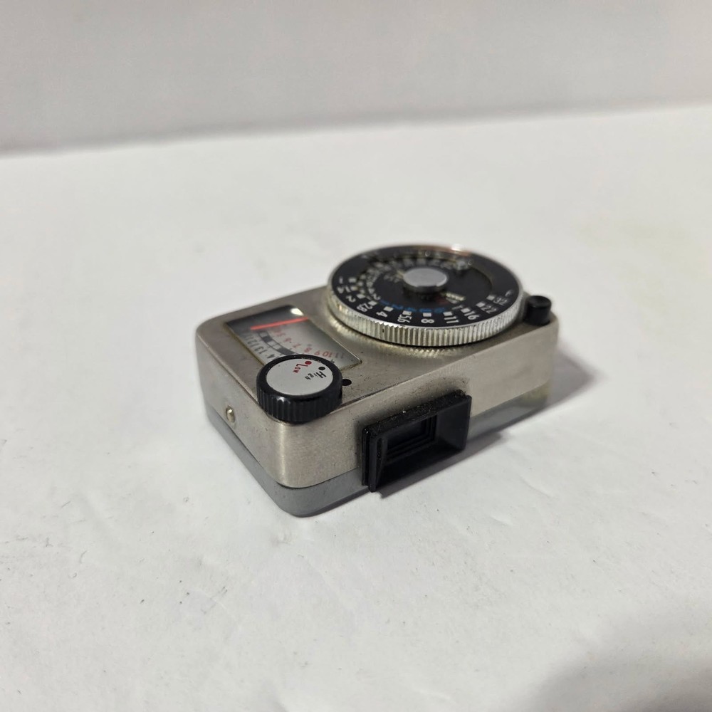 Vintage Sekonic Micro Clip-On Light Meter