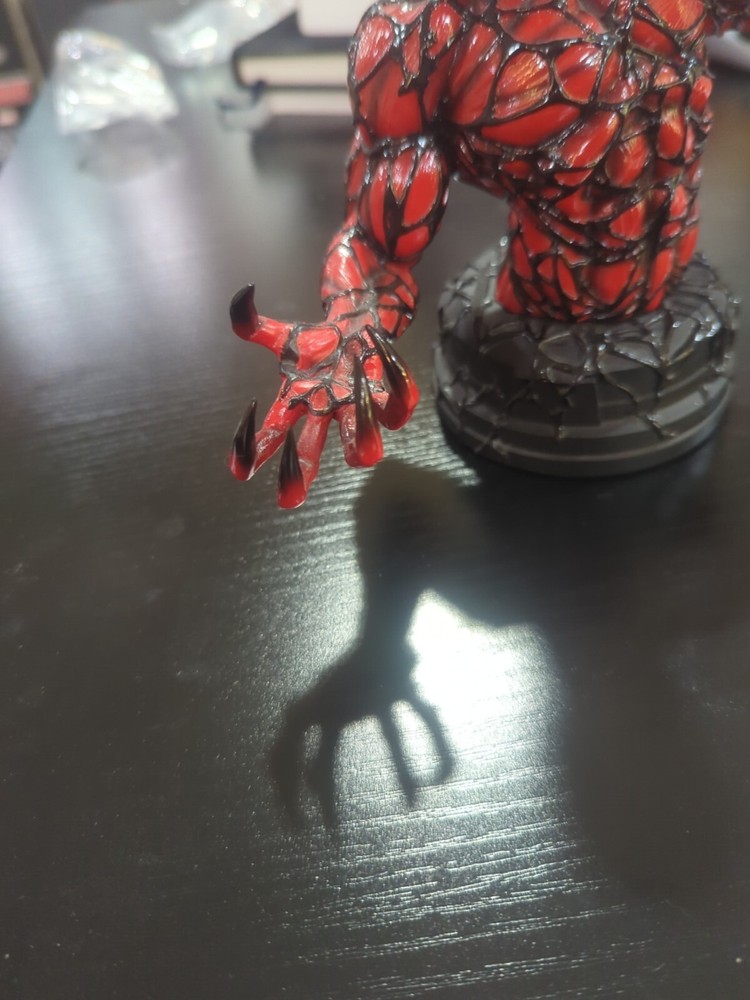 Gentle Giant Marvel Carnage Bust