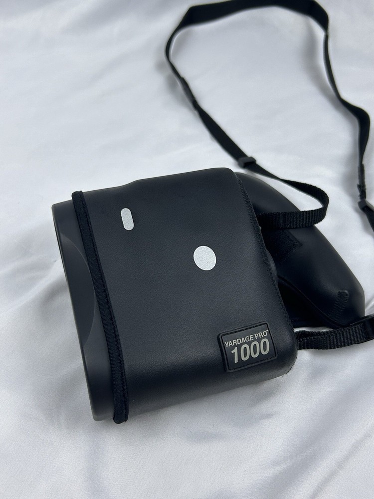 BUSHNELL YARDAGE PRO1000 RANGE FINDER WITH CASE Read