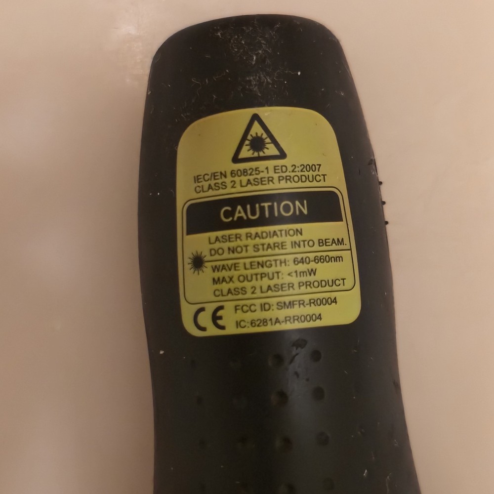 Logitech R400 Wireless Presenter Remote Laser Pointer