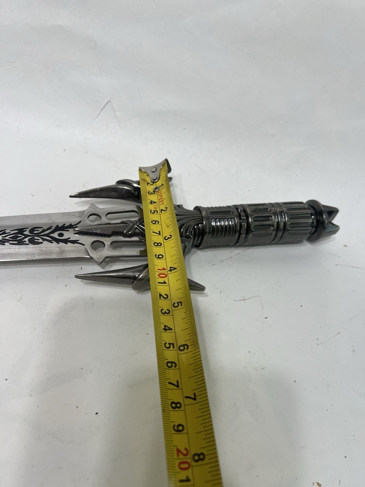 Knife fantasy/medieval style dagger.