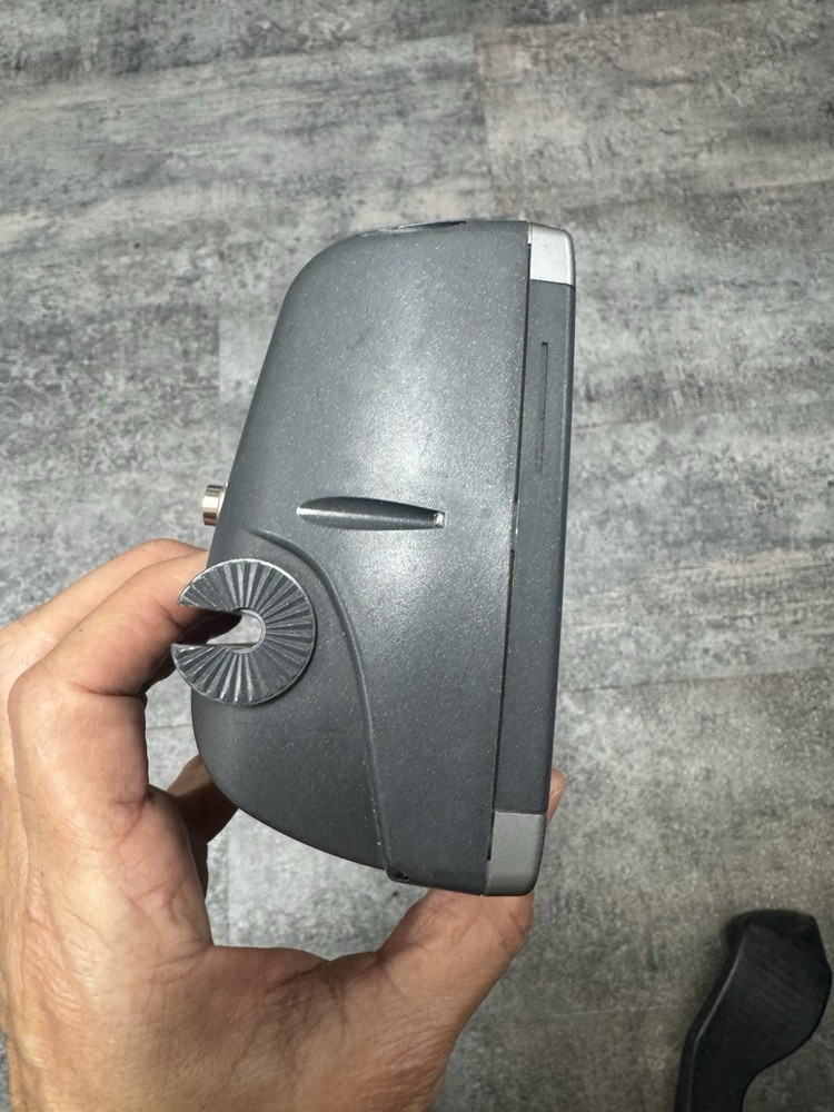 Garmin 421 Gps. No Cables. Good Working Order-(mounting Bracket Not Include)