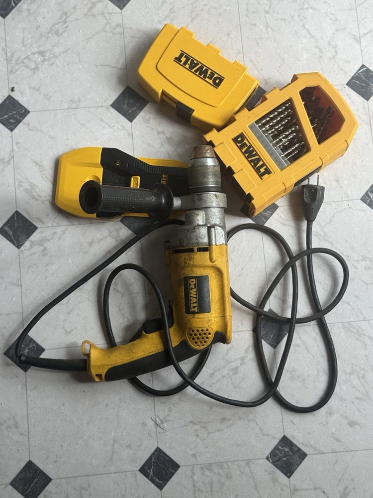 DEWALT Corded Hammer Drill with Auxiliary Handle, Drill Bit Set & Case