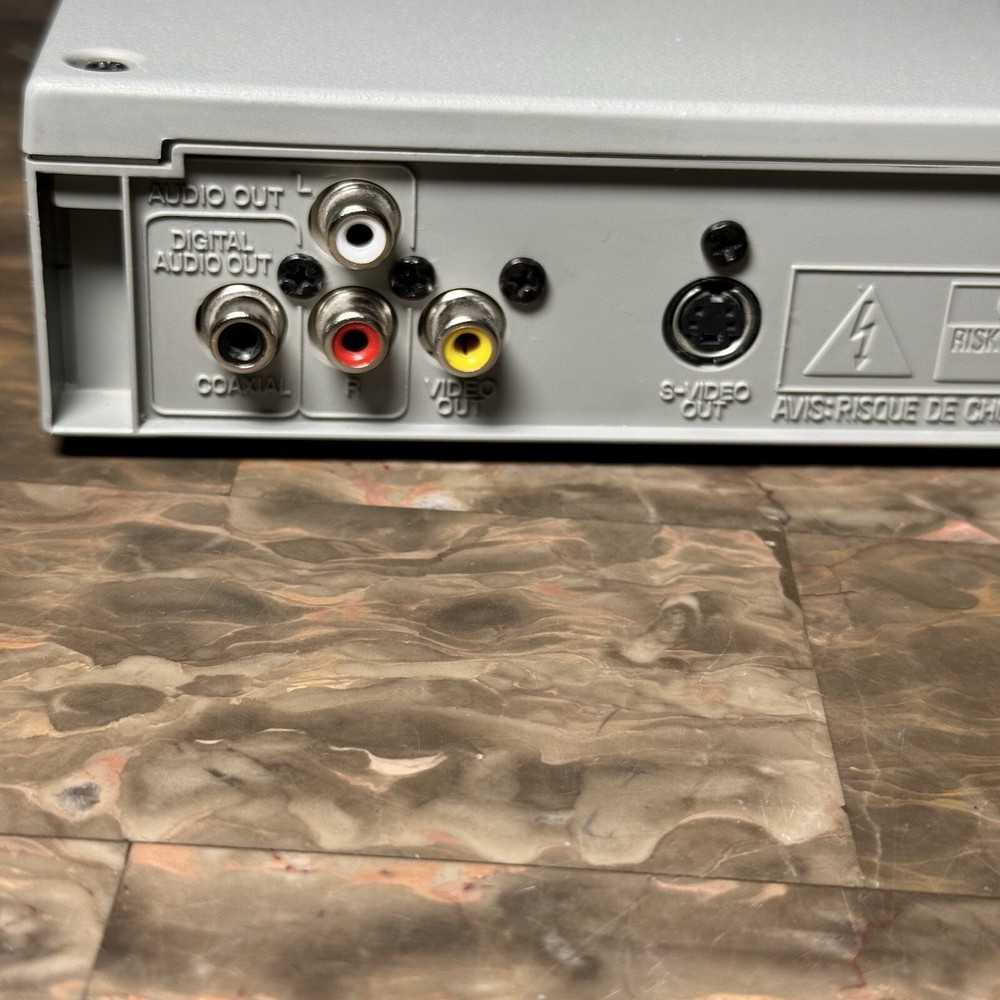 Symphonic WF104 DVD/CD Player NO REMOTE TESTED