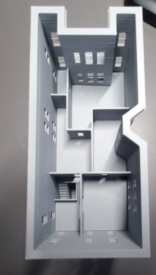 N Scale Building Brownstone