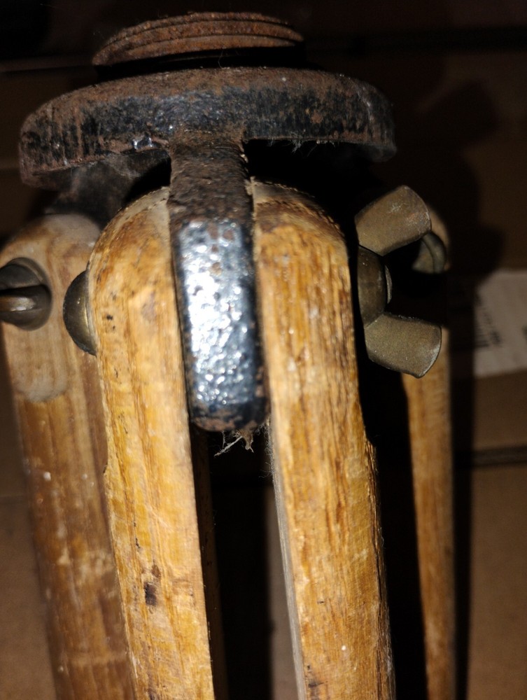 Antique Tripod/Grade Pole