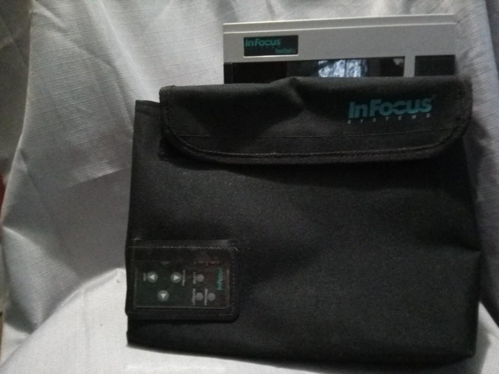 IN FOCUS SYSTEMS PANELBOOK 530